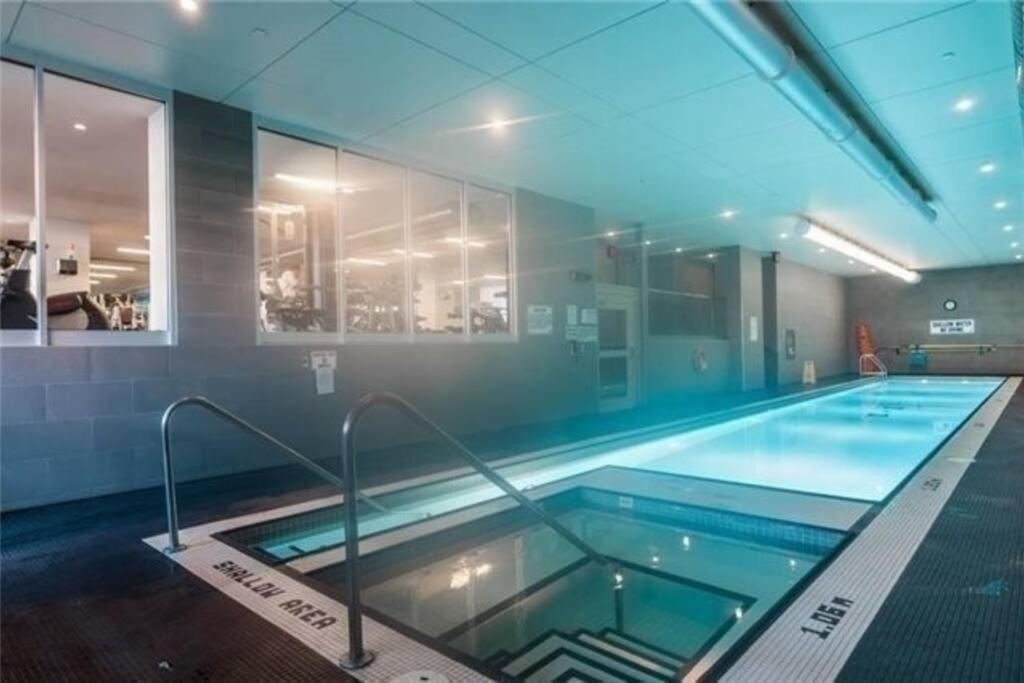 Luxury Suite Downtown Toronto Near Cn Tower エクステリア 写真