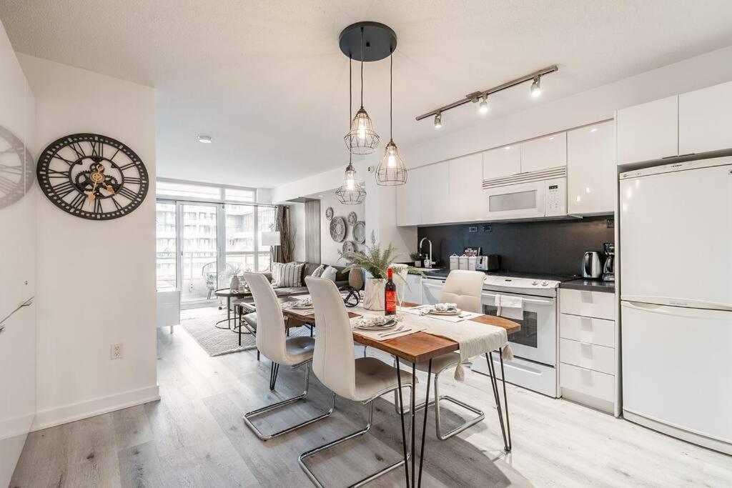 Luxury Suite Downtown Toronto Near Cn Tower エクステリア 写真