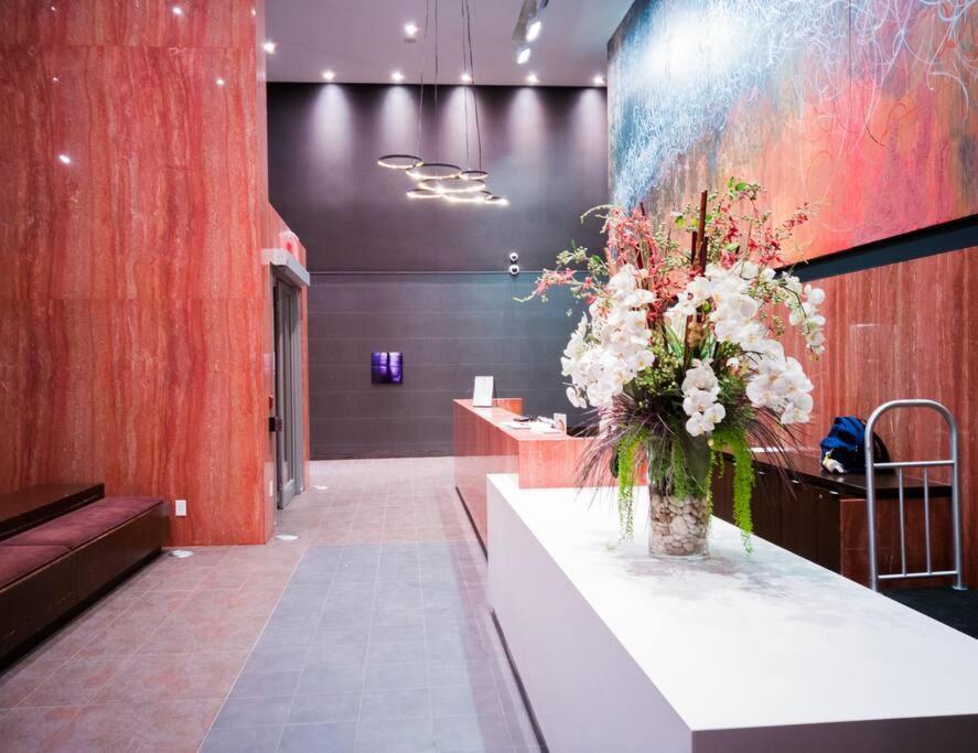 Luxury Suite Downtown Toronto Near Cn Tower エクステリア 写真
