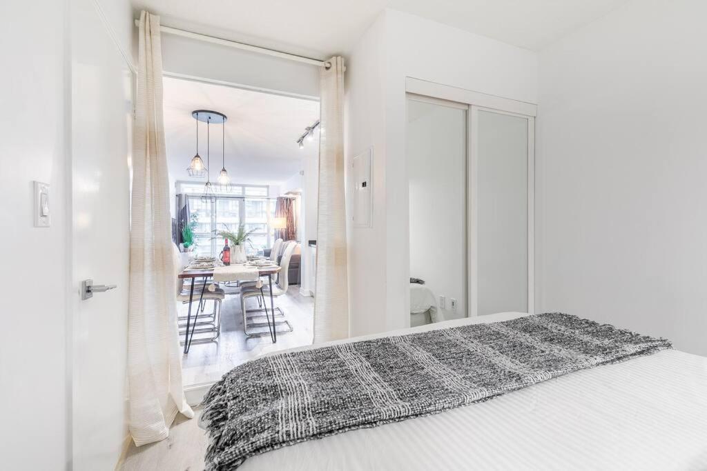 Luxury Suite Downtown Toronto Near Cn Tower エクステリア 写真