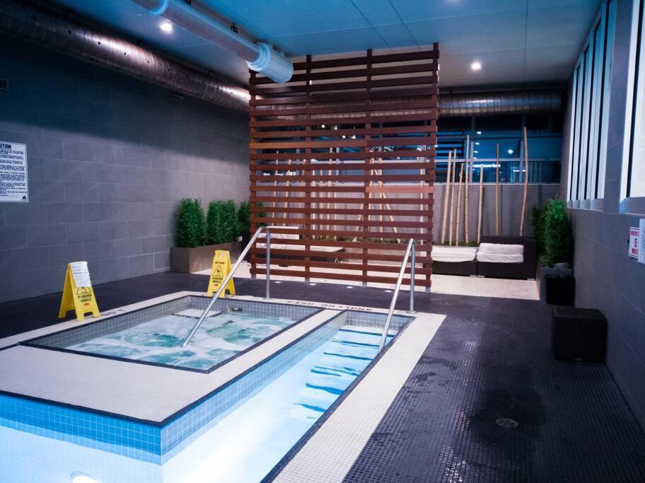 Luxury Suite Downtown Toronto Near Cn Tower エクステリア 写真